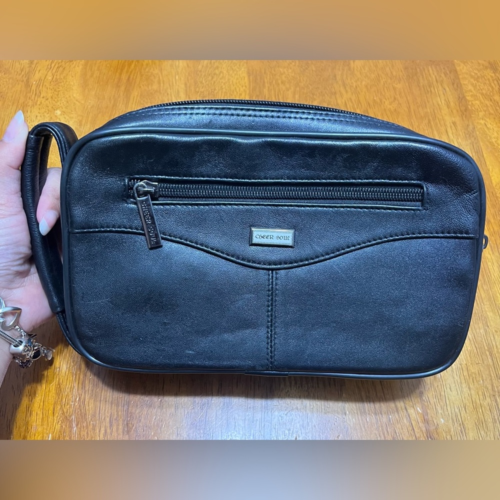 Cheer Soul black leather pouch toiletry bag unisex